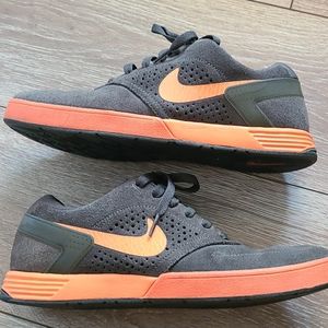 Men's suede style nike